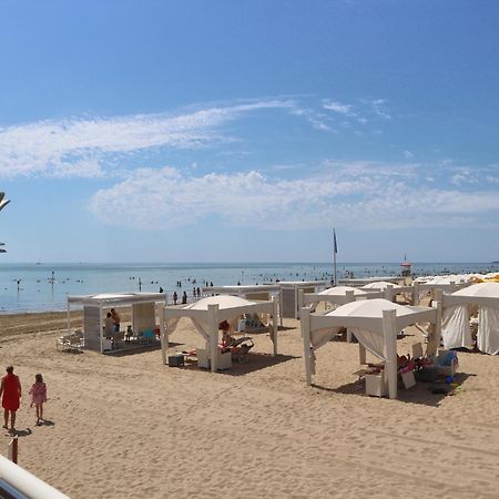Stiria Lignano Sabbiadoro Exterior foto
