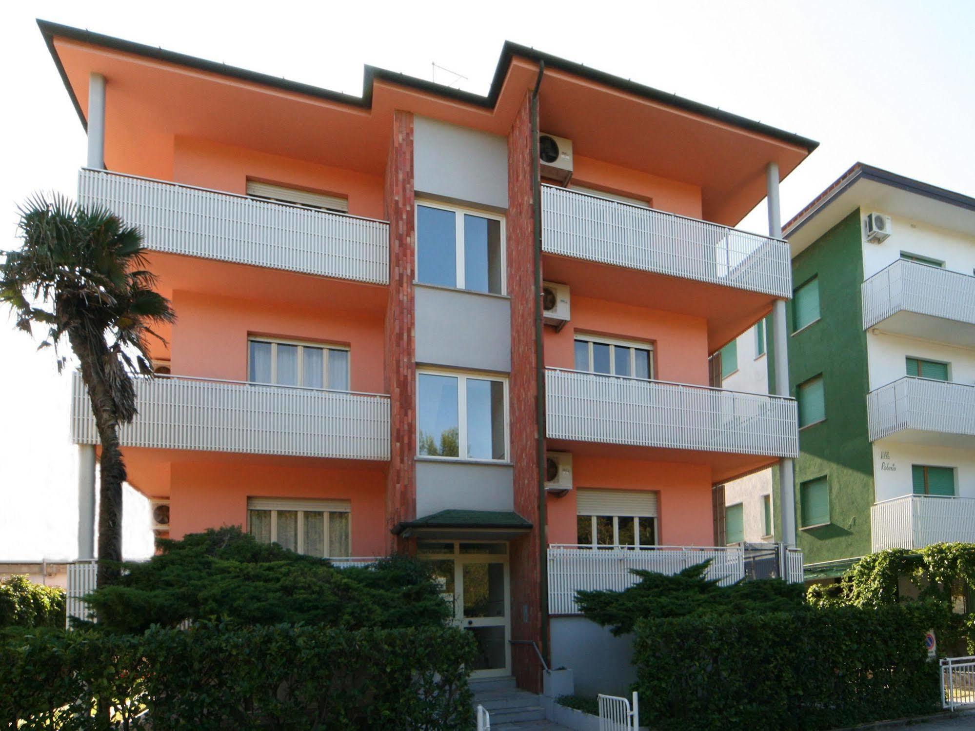 Stiria Lignano Sabbiadoro Exterior foto